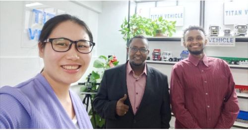 Zimbabwe Customers Visit Tongya for Triaxle with Boards