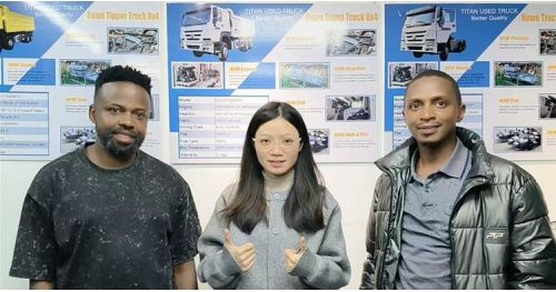 Ugandan Customers Come to Tongya to buy Used Howo Crane Truck