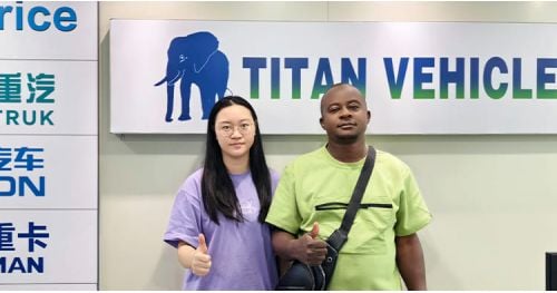 Sierra Leone Customers Come to Tongya to Buy 42000 Liters Petrol Tanker Trailer