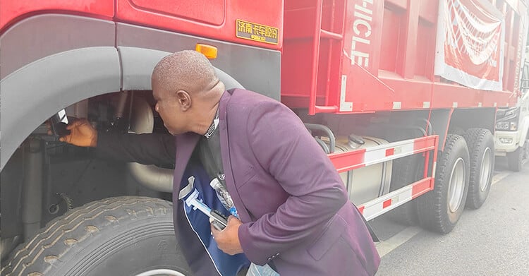 Used Howo Dump Truck for Sale in Carmeroon