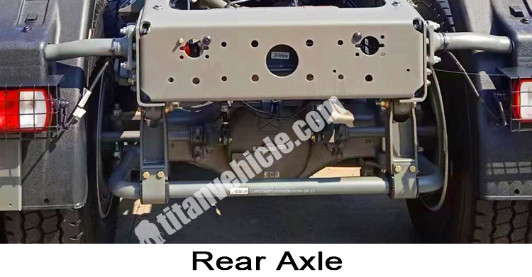 Sinotruk Howo 6x4 Tractor Truck for Sale in Malawi