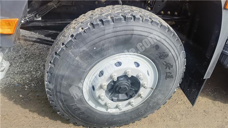 Used Shacman X5000 Dump Trtuck 8x4 for Sale In Tanzania