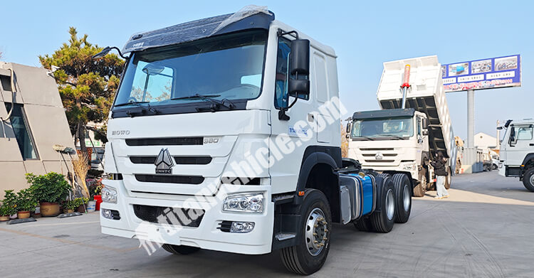 Howo Used Tractor Tractor Truck for Sale in Uganda