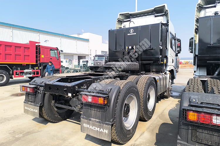 Shacman X3000 Tractor Truck for Sale in Zimbabwe