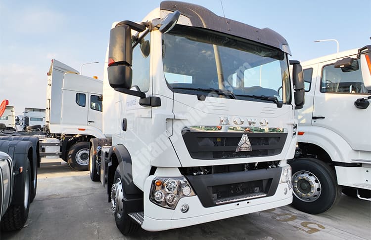 Sinotruk Howo TX 4x2 Tractor Truck for Sale in Sierra Leone