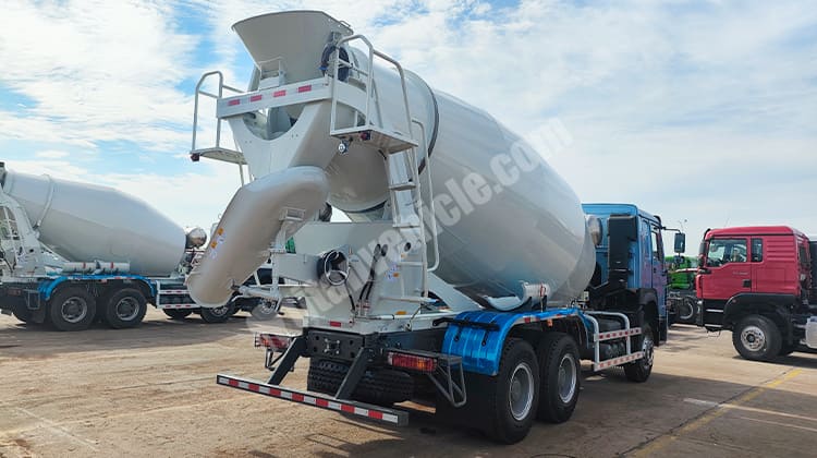 CNHTC 6X4 Howo Mixer Truck Price for Sale in Tanzania