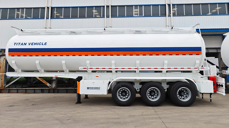 Diesel Chemical Petrol Tanker Trailer for Sale in Guyana