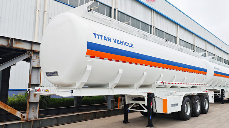 Diesel Chemical Petrol Tanker Trailer for Sale in Guyana