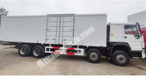 Sinotruk Howo Cargo Box Truck will be Shipped to Zambia