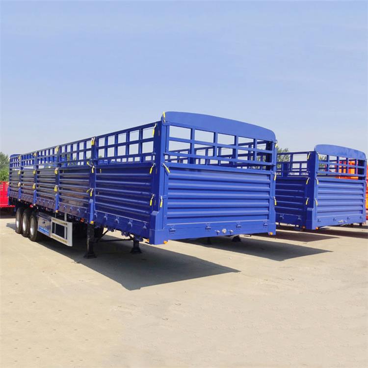 60T Animals Transport Livestock Trailer